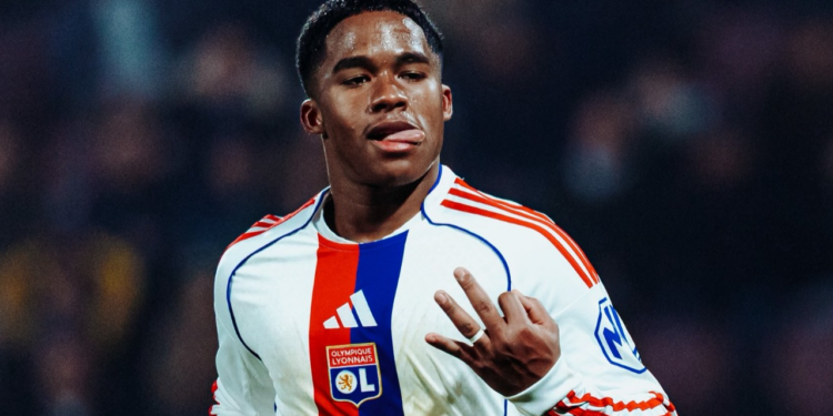 “Eu não vim aqui para brincar”, diz Endrick sobre bom início no Lyon