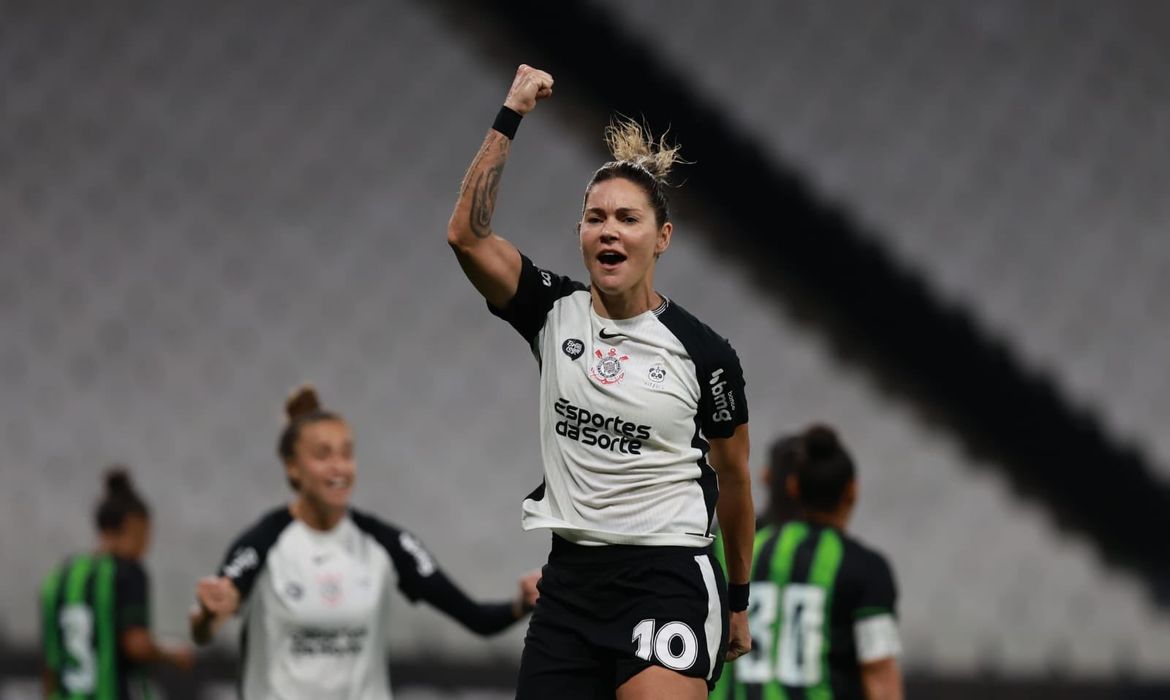 Sob comando de Gabi Zanotti, Corinthians goleia o América-MG no Brasileirão Feminino